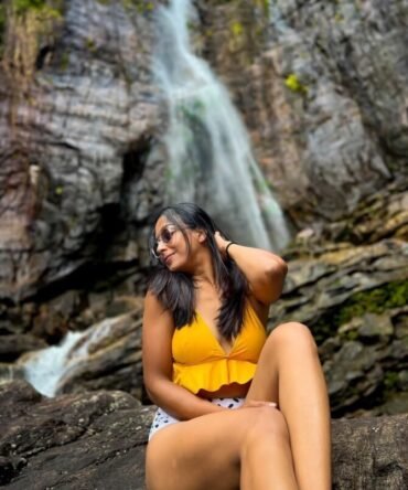 Belle Basic Yellow Ruffle Hem Tankini